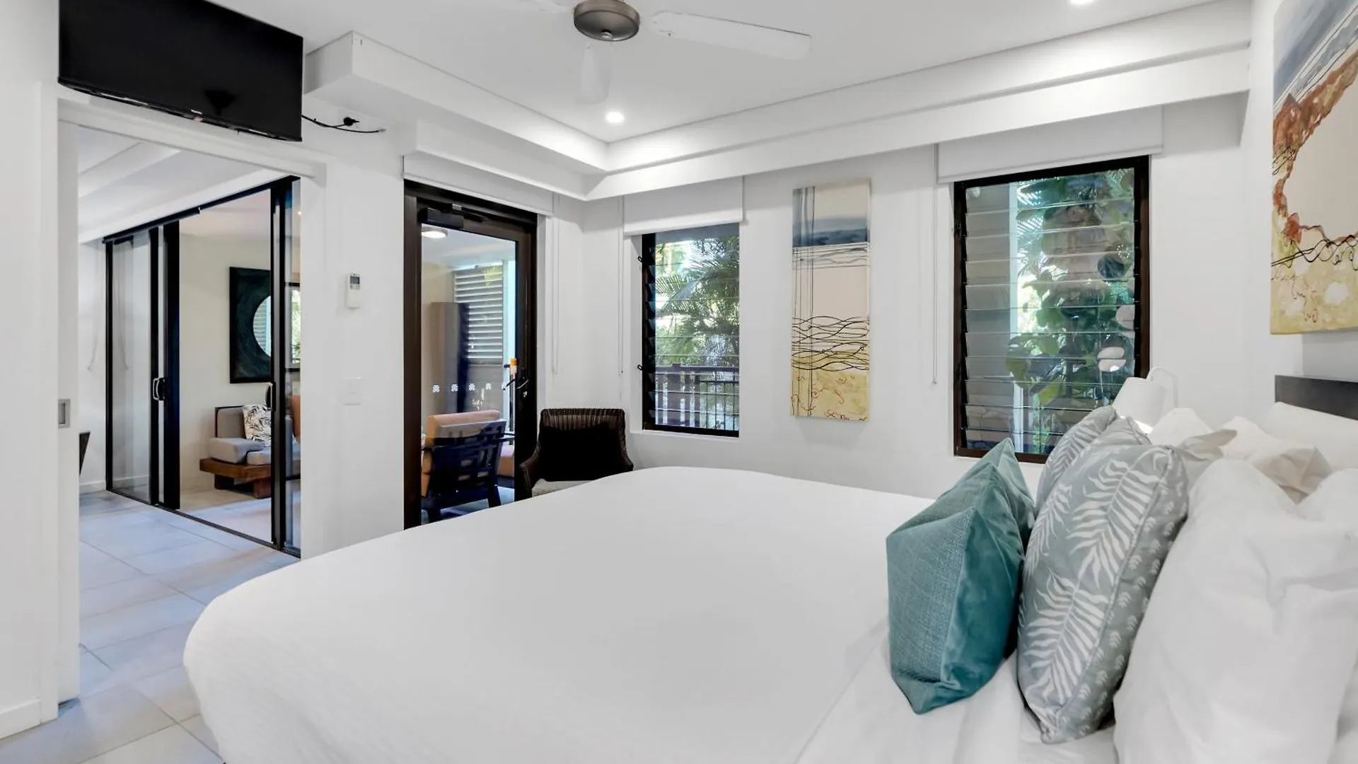 Swim-Out Tropical Haven At Temple Resort Port Douglas 0*,