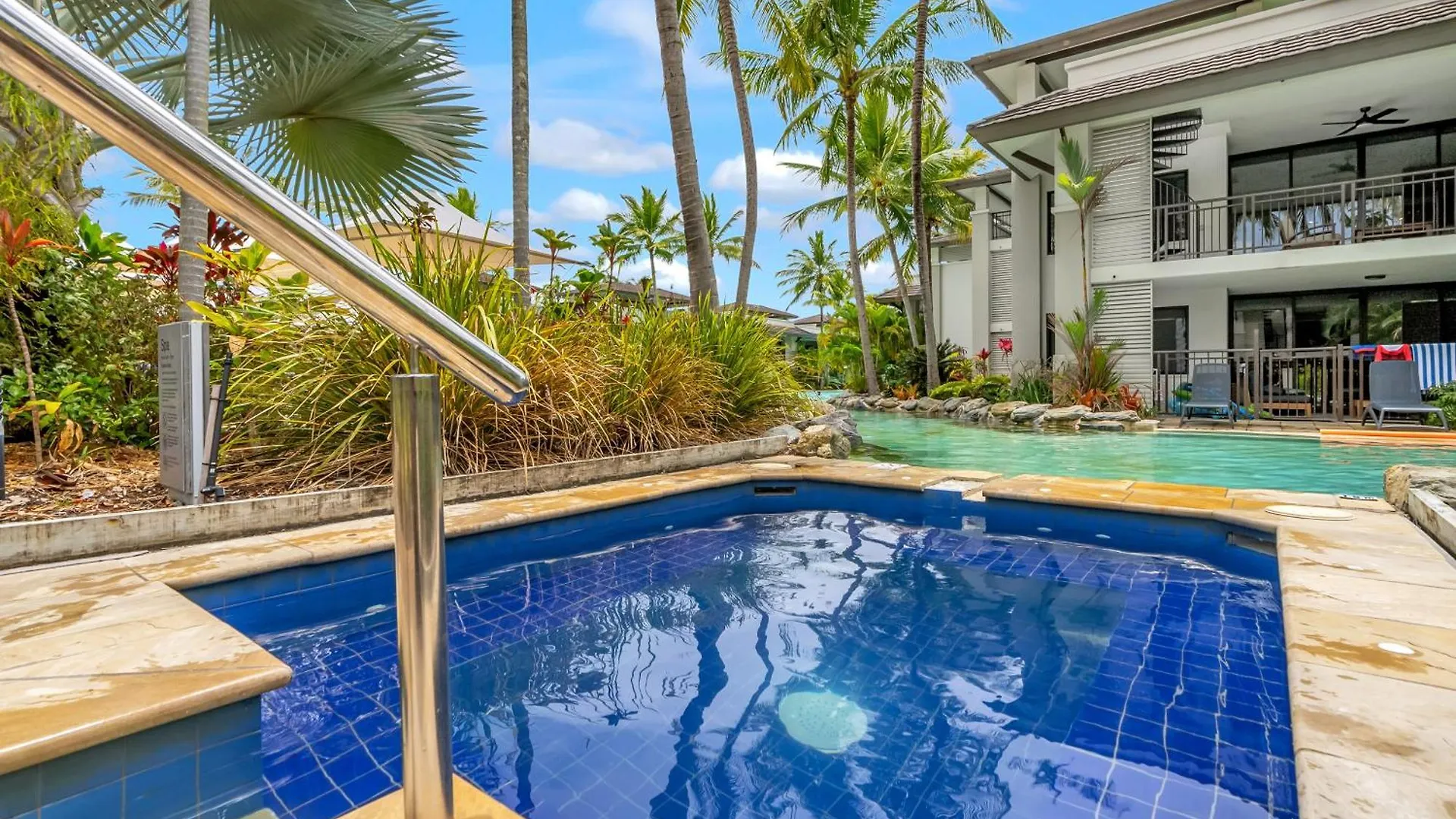 Daire Swim-Out Tropical Haven At Temple Resort Port Douglas