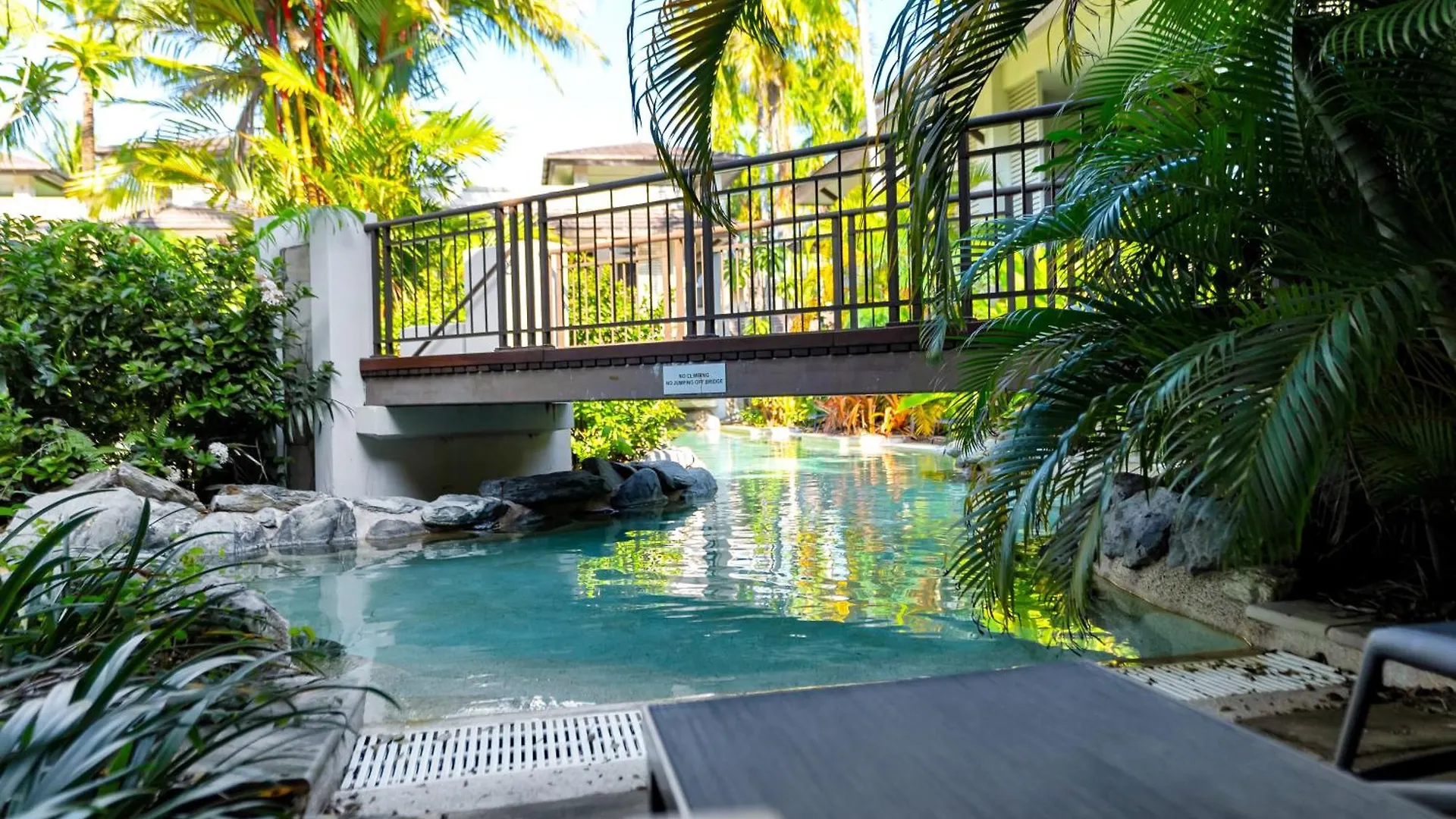 Daire Swim-Out Tropical Haven At Temple Resort Port Douglas